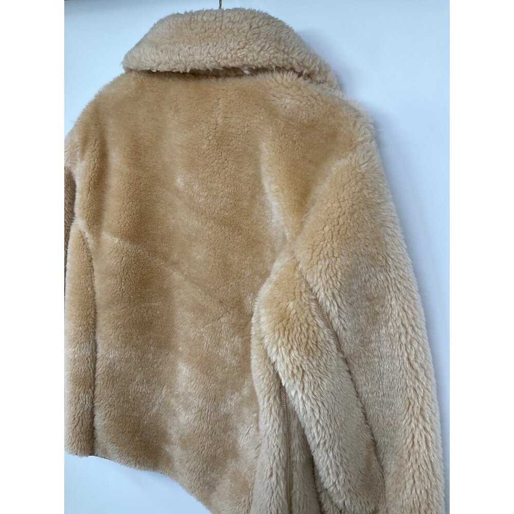 COACH Sherpa Zip-Up Jacket size XS Cream  Excellent Condition! - Picture 8 of 13
